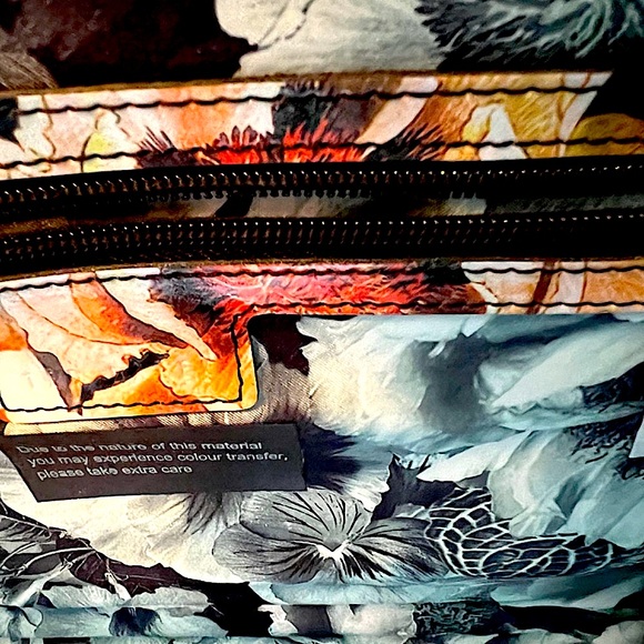 NWT StunningTED BAKER London Floral&BlackVerne Handbag.GORGEOUS.BeautyToDressing - Picture 7 of 7